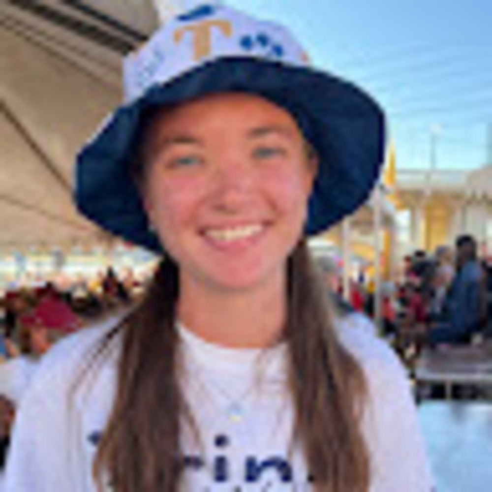 Meet your Posher, Alli